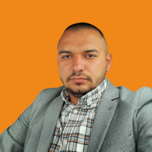 Христиан Стамболиев